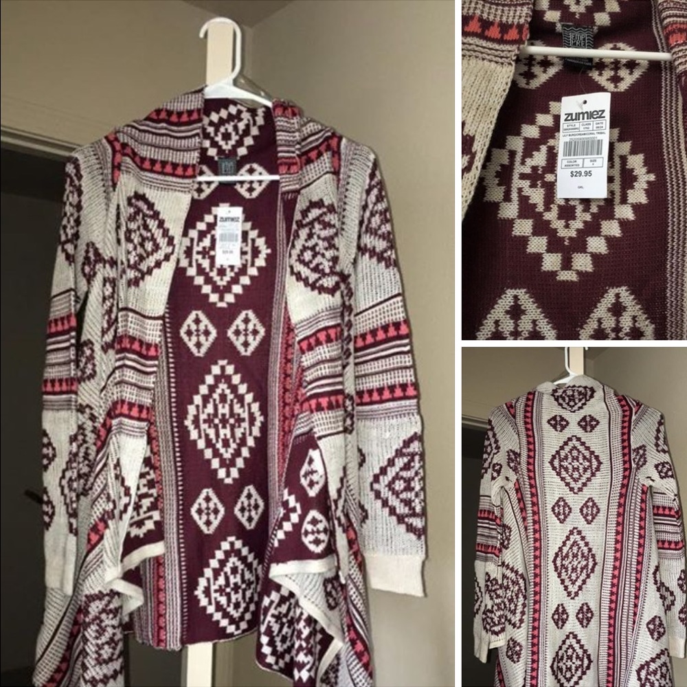 Brand new cardigan. SZ small.