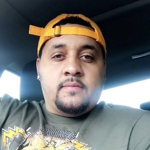 Meet your Posher, Eli