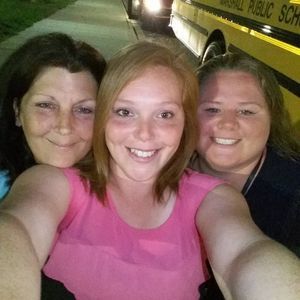 Meet your Posher, Monique