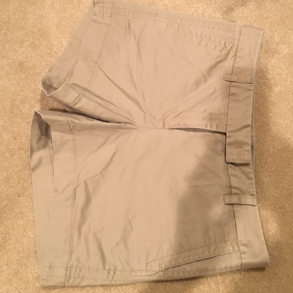 Kakhi Shorts