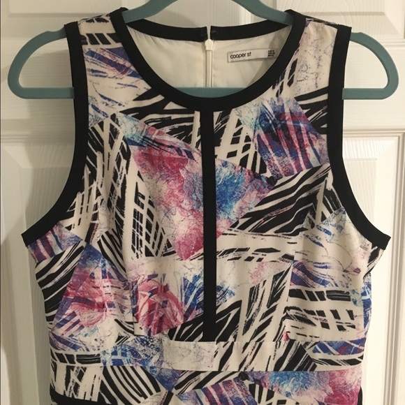 Cooper St size 8 pattern dress with black piping - Picture 3 of 4