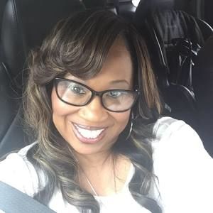 Meet your Posher, Gloria