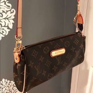 FLASH SALE TWO DAYS ONLY Monogram Eva clutch Louis