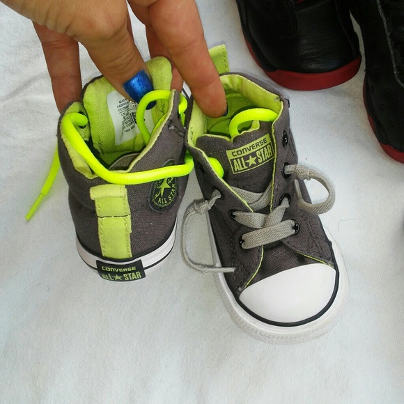 Converse - Picture 2 of 3