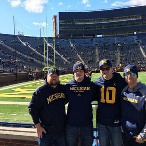 Meet your Posher, Zachary