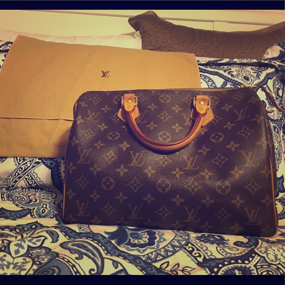 Louis Vuitton speedy 30 SOLD