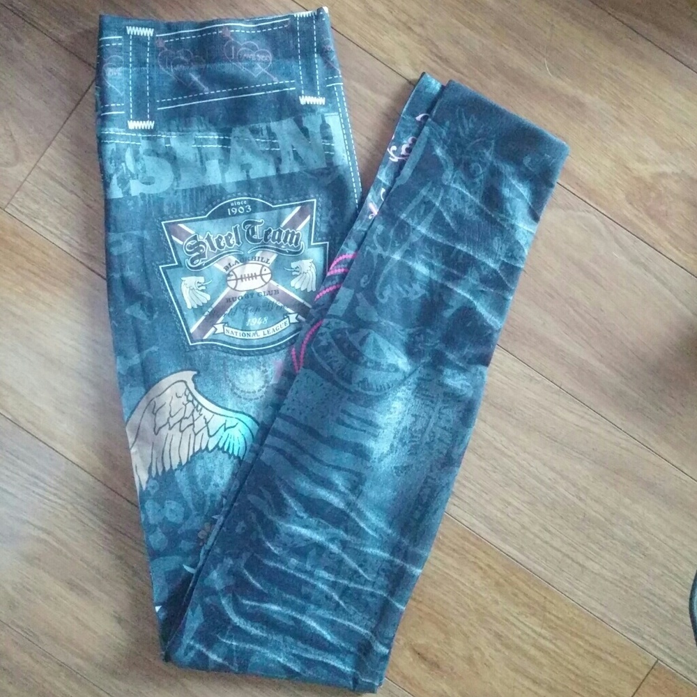 NWOT Stylish leggings