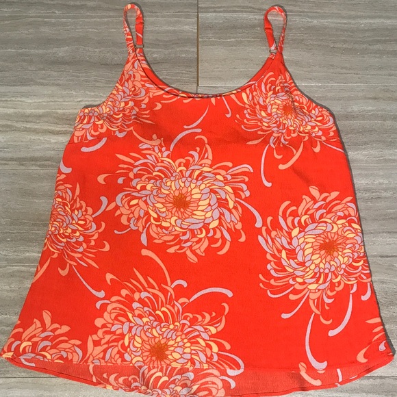 CAbi Tops - Cabi 🌼Floral Tank