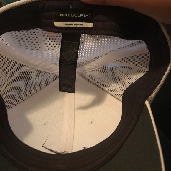 Nike hat - Picture 3 of 4