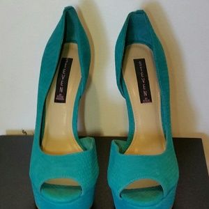 STEVEN by Steve Madden *like new*