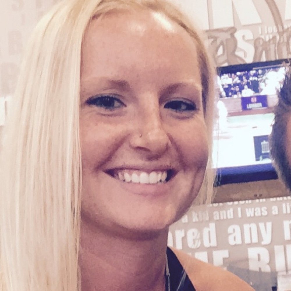 Meet your Posher, Danielle