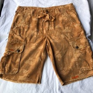TRUE RELIGION TWILL CARGO SHORTS