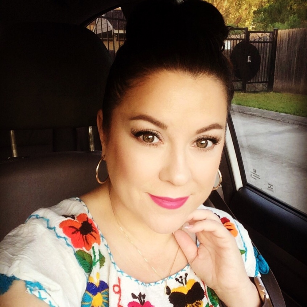 Meet your Posher, Victoria