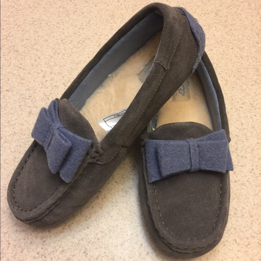 Little girls Ugg moccasins