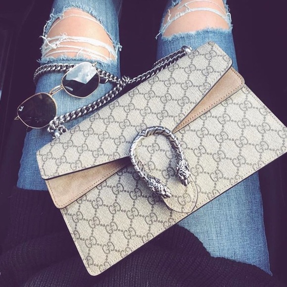 Gucci Handbags - Gucci Dionysus size small