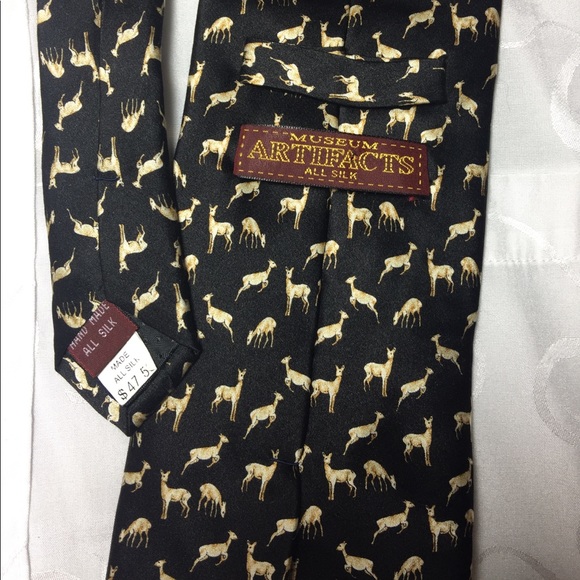 Museum Artifacts deer tie - Picture 2 of 3