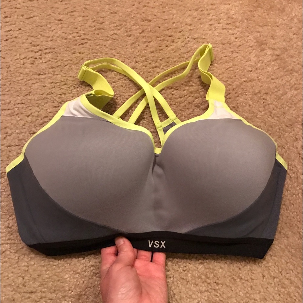 Victoria Serect, Sports Bra.
