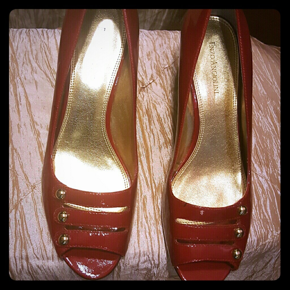 A pair of red shoes to dress up any outfit....