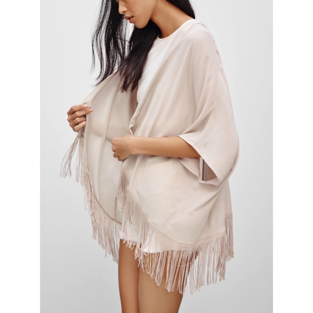 Aritzia Talula Gray Kimono