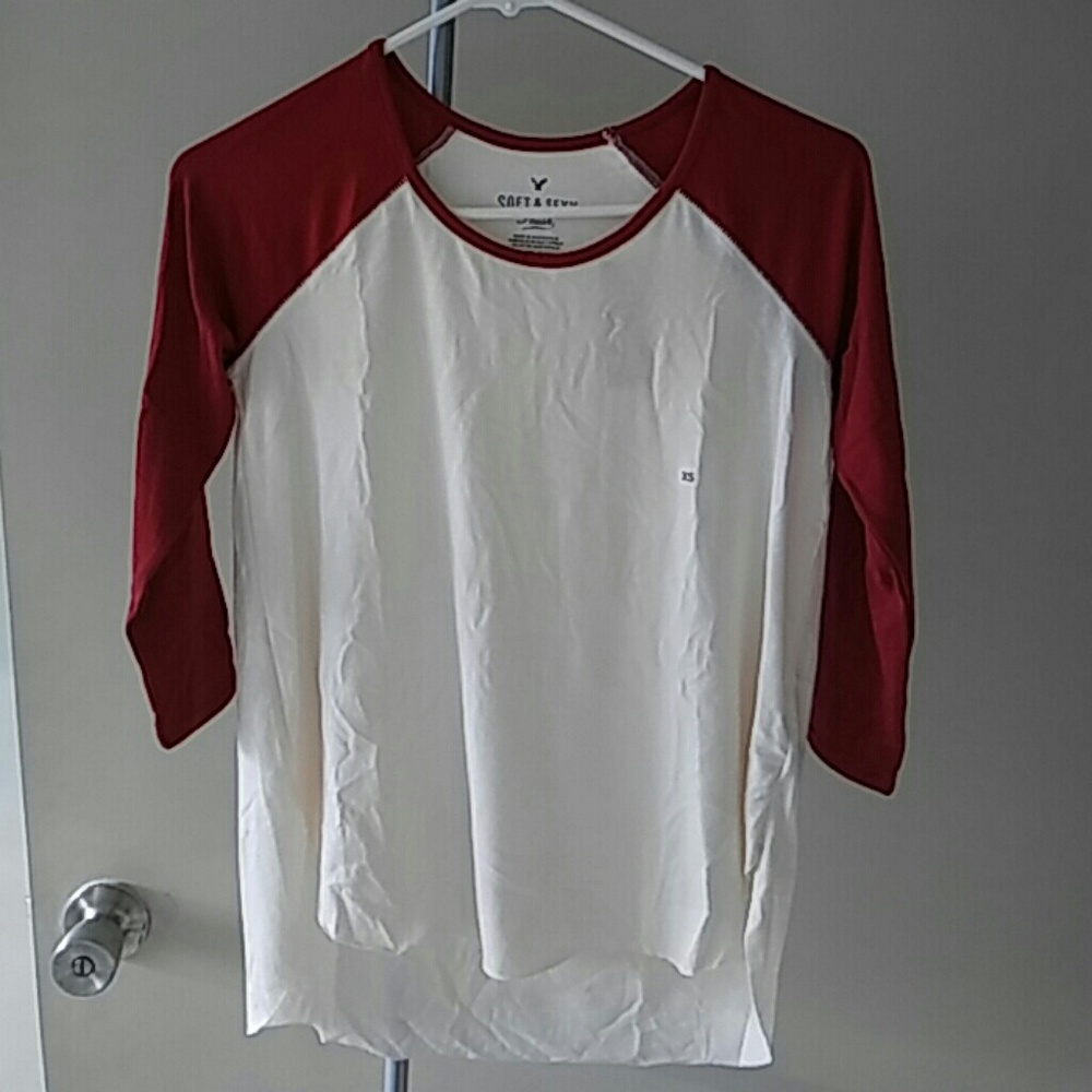 American Eagle Outfitters baseball tee