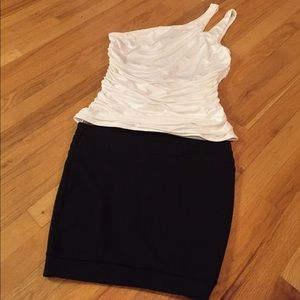 Grass Collection ivory one shoulder fitted top