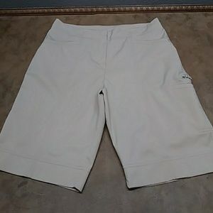 Women's Tan Tail Tech Golf Shorts Size 8