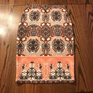 Size L Stretchy Sequin Heart Skirt