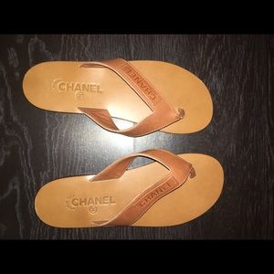 Woman's sandals Chanel