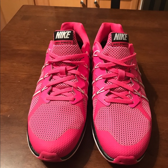 Pink Nike running shoes. Only worn 3x!! Clean - Picture 2 of 5