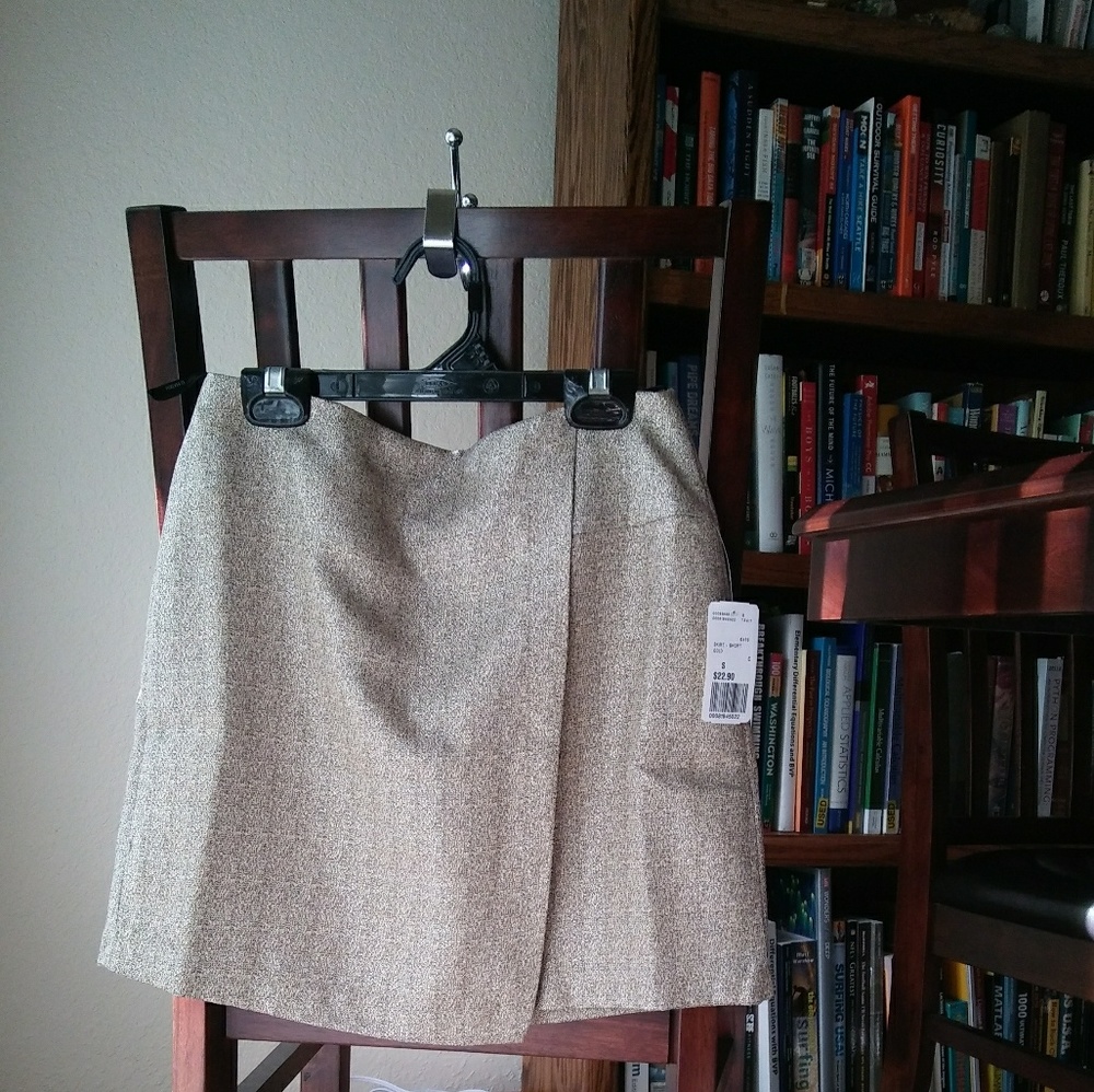Champagne colored sparkle wrap skirt NWT