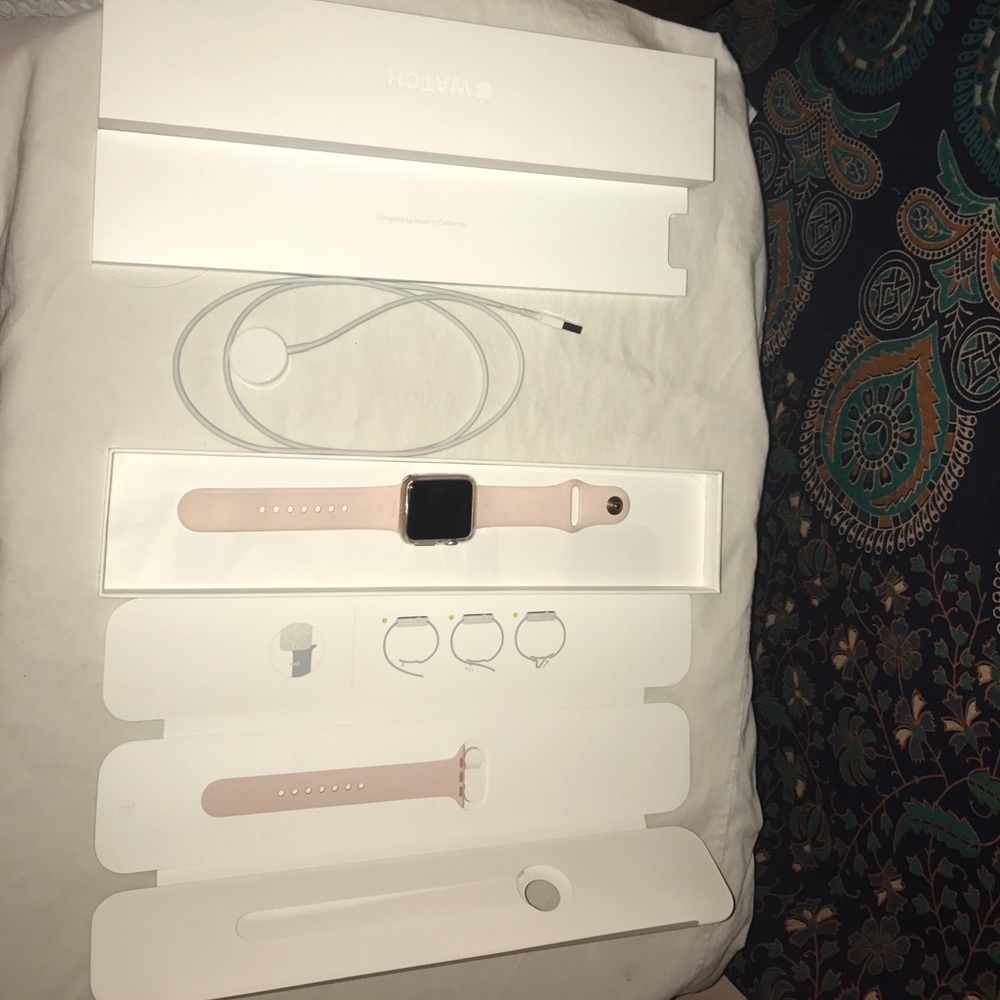 BRAND NEW APPLE WATCH