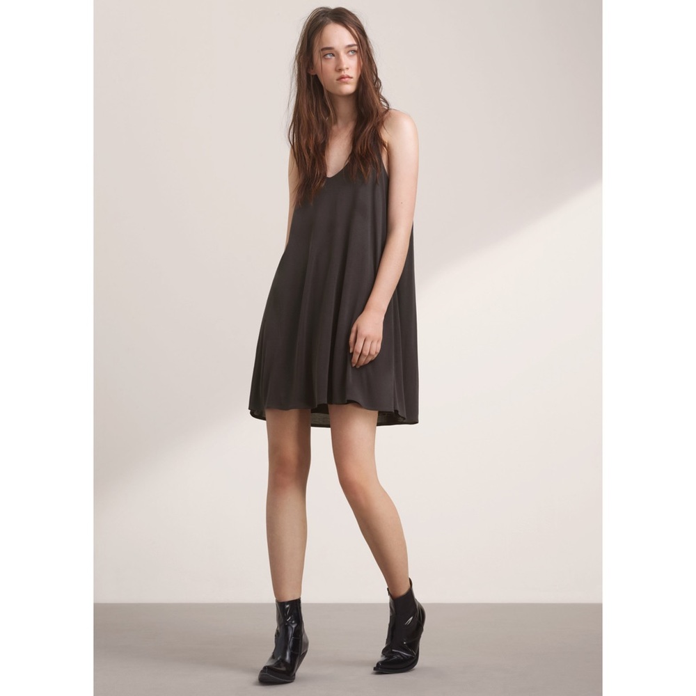 !CLOSET CLEAR OUT! Aritzia Talula Crescent Dress