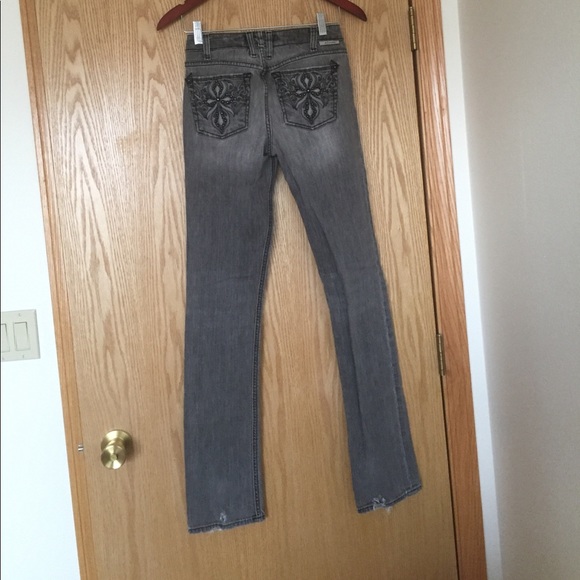 Beverly Straight Leg Jeans - Picture 3 of 10