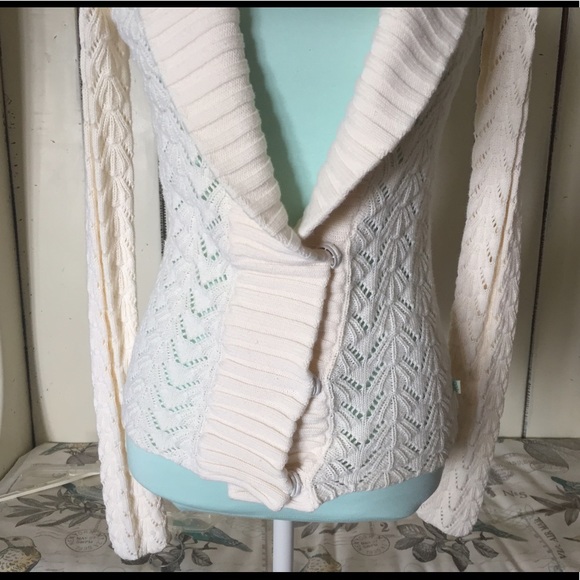 Hollister knit/crocheted sweater - Picture 2 of 5