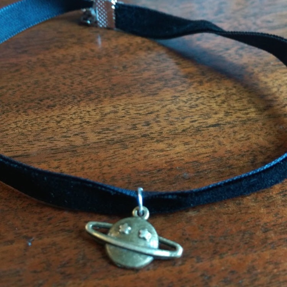 Handmade Black Velvet Ribbon Choker. - Picture 2 of 3