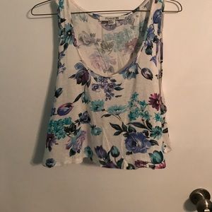 Forever 21 • Floral Cropped Tank