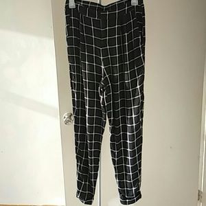 Nollie checkered trousers