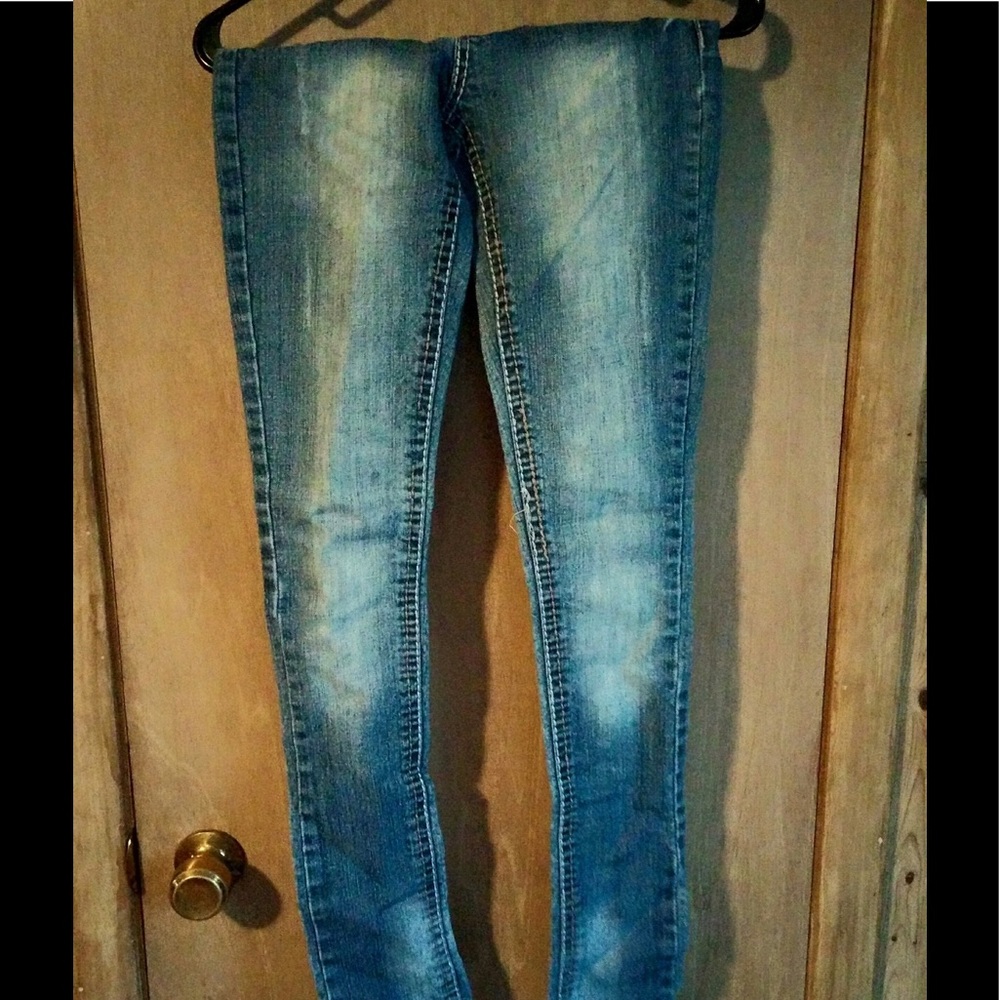 Skinny jeans
