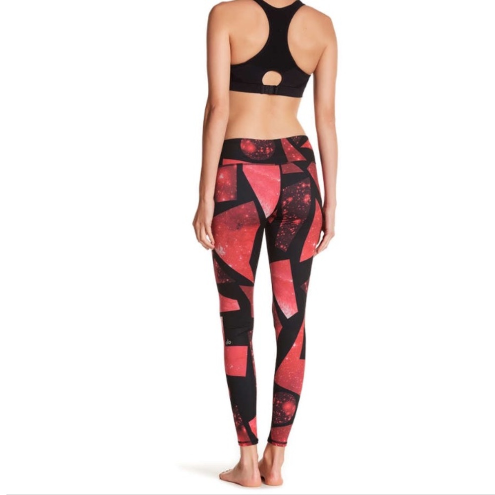 alo yoga // full-length legging - Picture 1 of 2