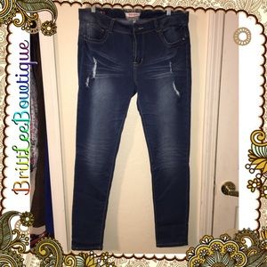 🛑 CLEARANCE 🛑 Hot kiss jeans