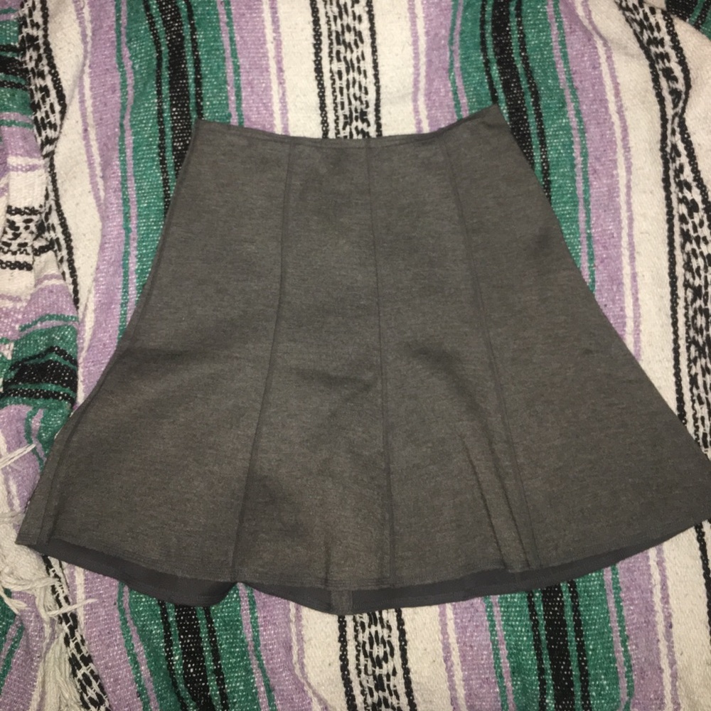 Ann Taylor grey skirt