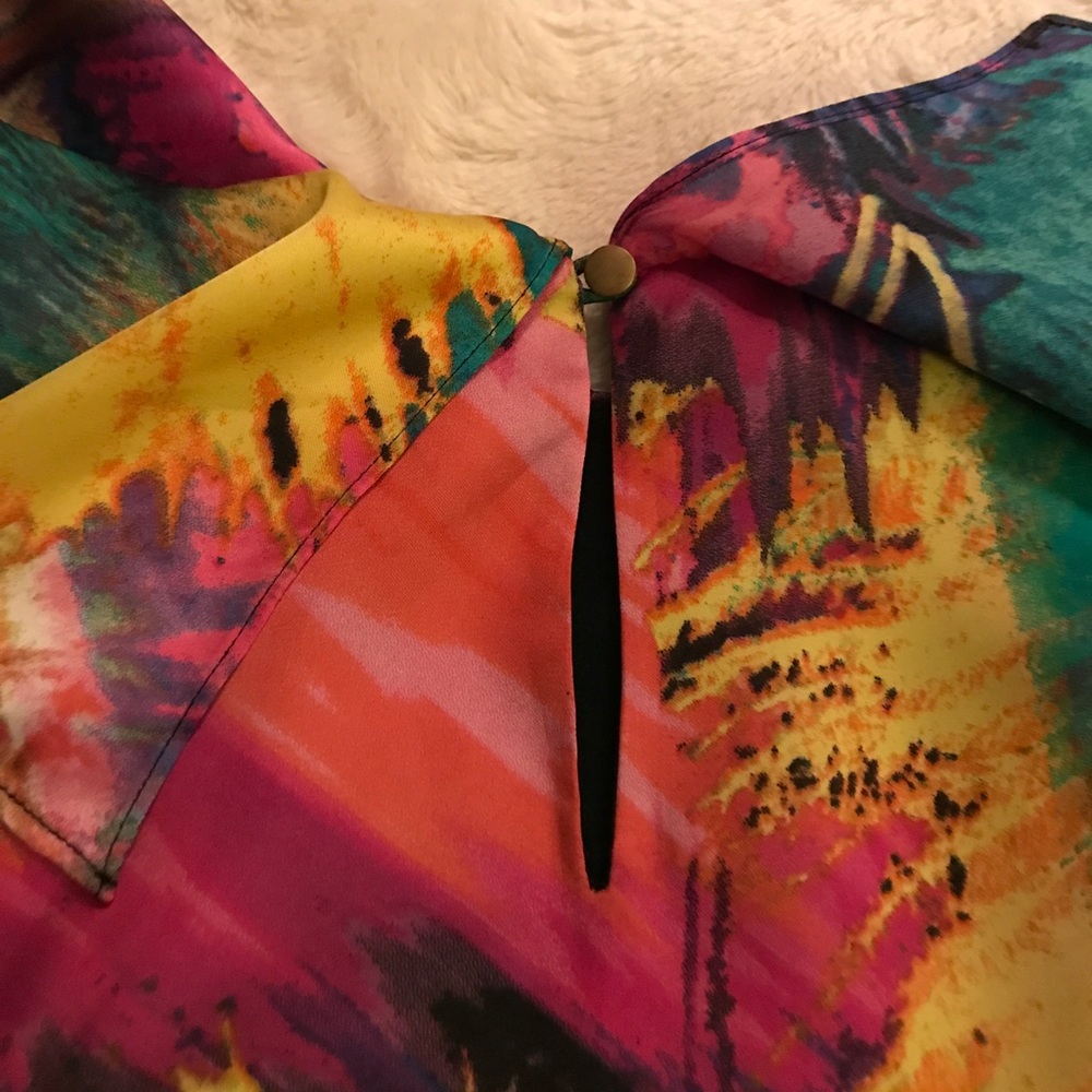 ❤️Crop silky top - Picture 3 of 4