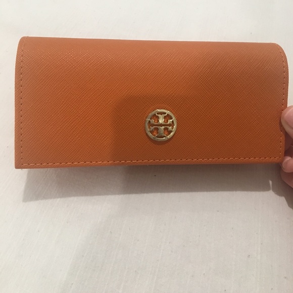 Tory Burch Sunglasses main image 3