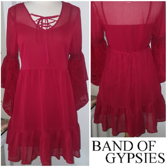 Band of Gypsies Dresses & Skirts - NWOT Band of Gypsies boho bell sleeves dress