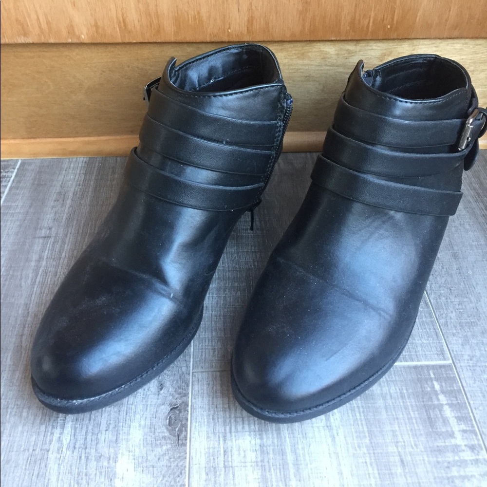 Black booties size 6.5