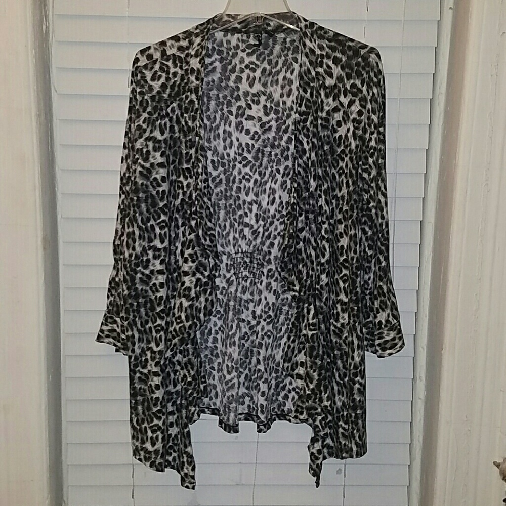 Scoop neck throw sweater