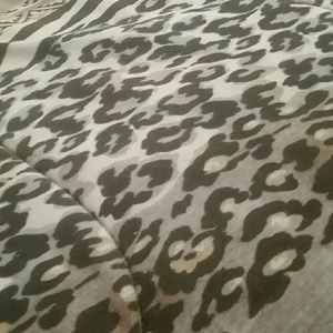 Meet your Posher, Pam