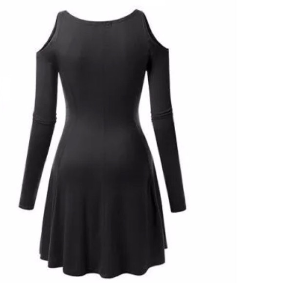 Cold shoulder dress - Picture 3 of 3