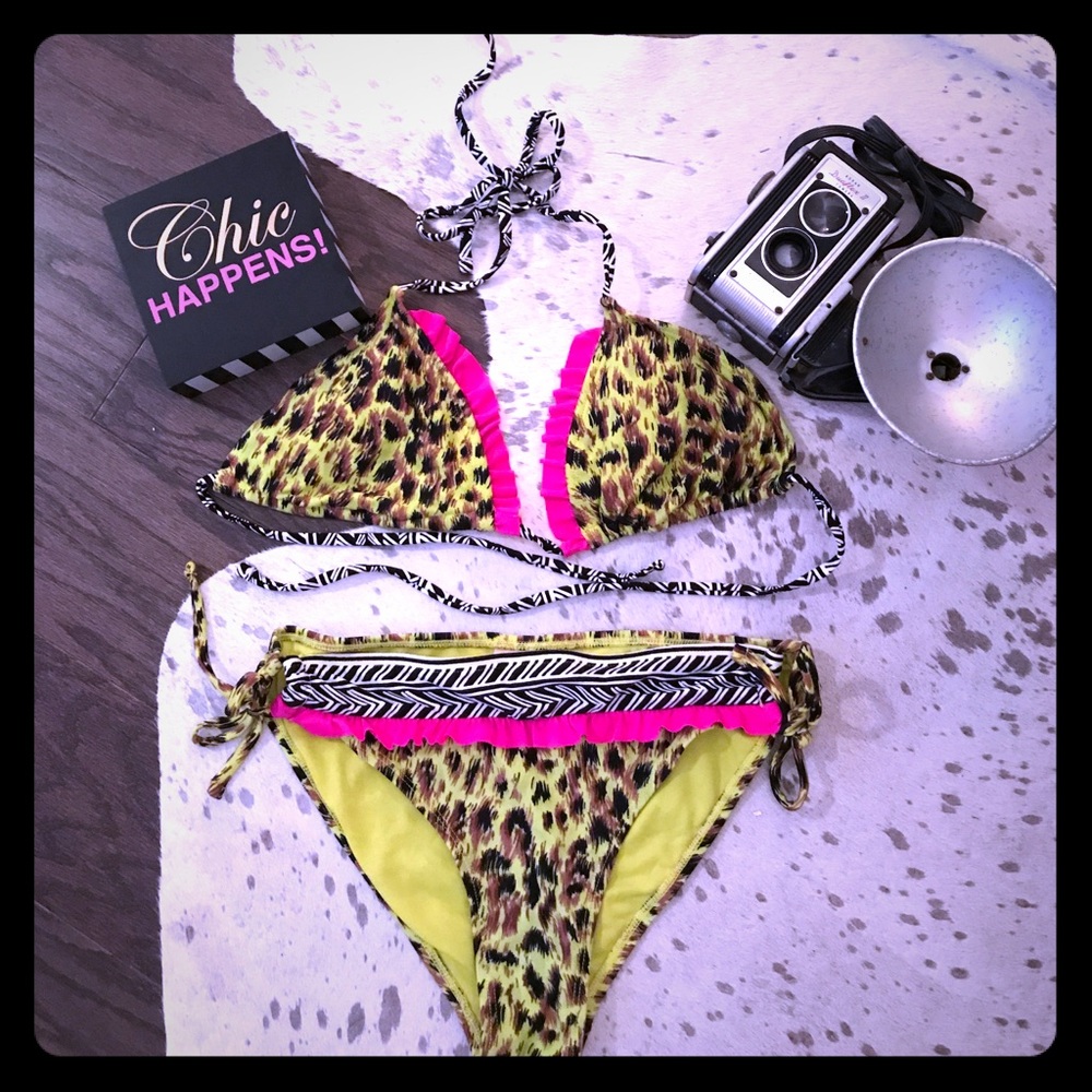 Mudd String Bikini LIKE-NEW! 👙🙌🏻🏖