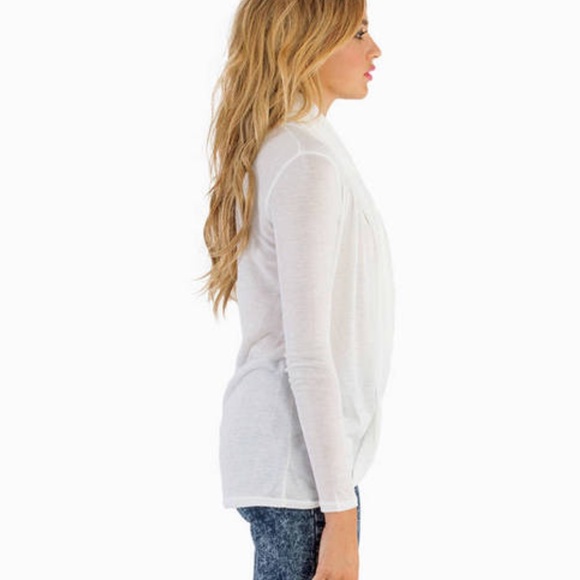 TOBI wrap shirt in WHITE - Picture 4 of 5